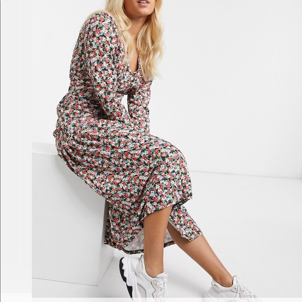 ✨HOST PICK✨ASOS Retro Petite midi dress